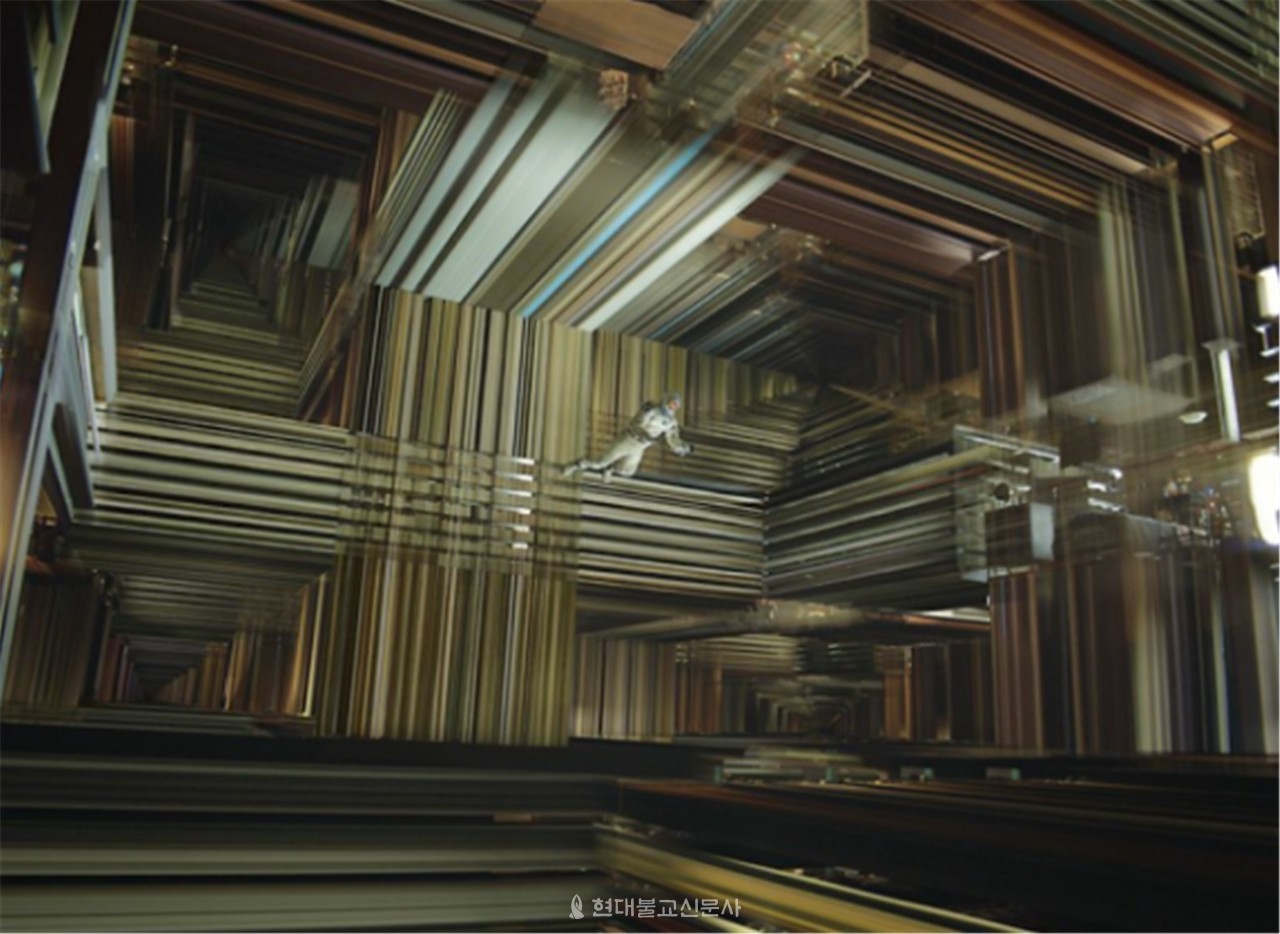 시네마 다르마] 3. 〈인터스텔라〉와 諸法無我 < 김혜신의 Cinema Mandara < 지난연재보기 < 기사본문 - 현대불교