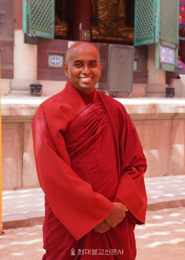 한국다문화불교연합회장 담마끼띠 스님