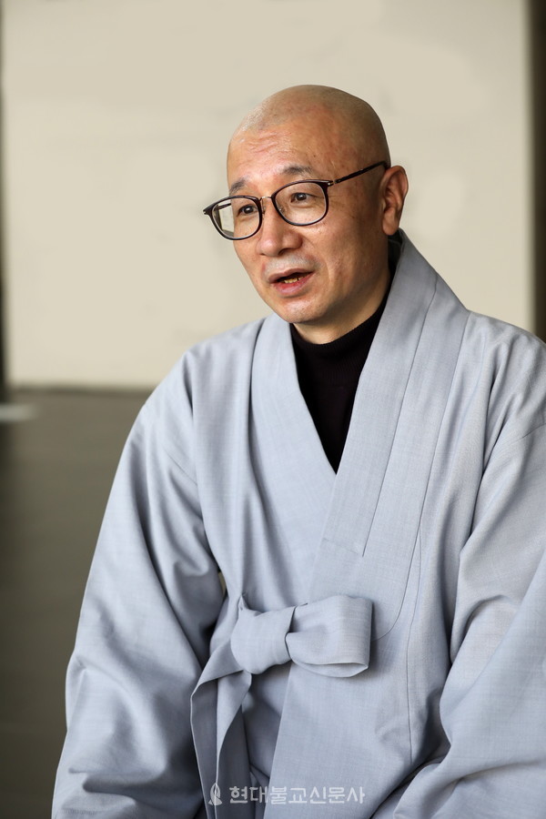 조계종 사회노동위원장 지몽 스님. 지몽 스님은 2017년 조계종 사회노동위원회에 참여해 활동을 시작했고 올해 사회노동위원장 소임을 맡았다. 전체 사회노동위원 가운데 현장활동 최다 참석률로 꼽히는 만큼 매순간 수행자로서 직면하는 고민도 적지 않았다.사진=박재완 기자