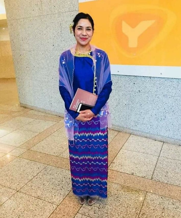 킨메이타 대표는 한국 생활이 익숙하지 않은 채 혼란한 미얀마의 현실을 마주한 미얀마 사람들을 따뜻한 마음으로 다독이고 위로해주고 있다.