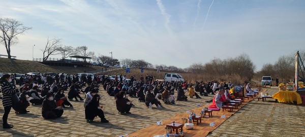 안심정사가 봉행하는 특별방생법회에는 전국 6개 도량에서 기도정진하는 불자들이 대거동참한다.