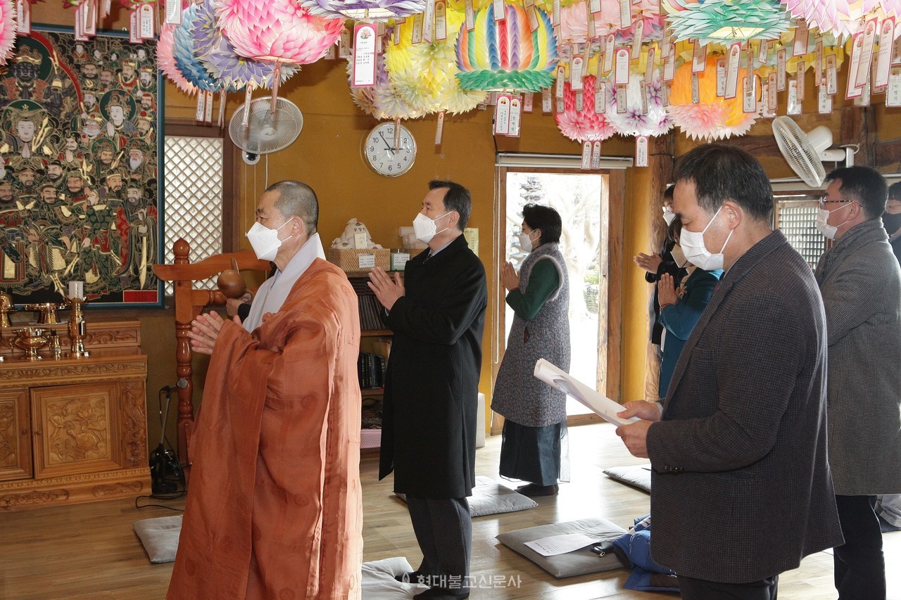 ‘연꽃을 사랑하는 모임이 1월 22일 부산 장산 대원각사에서 창립법회를 봉행했다.