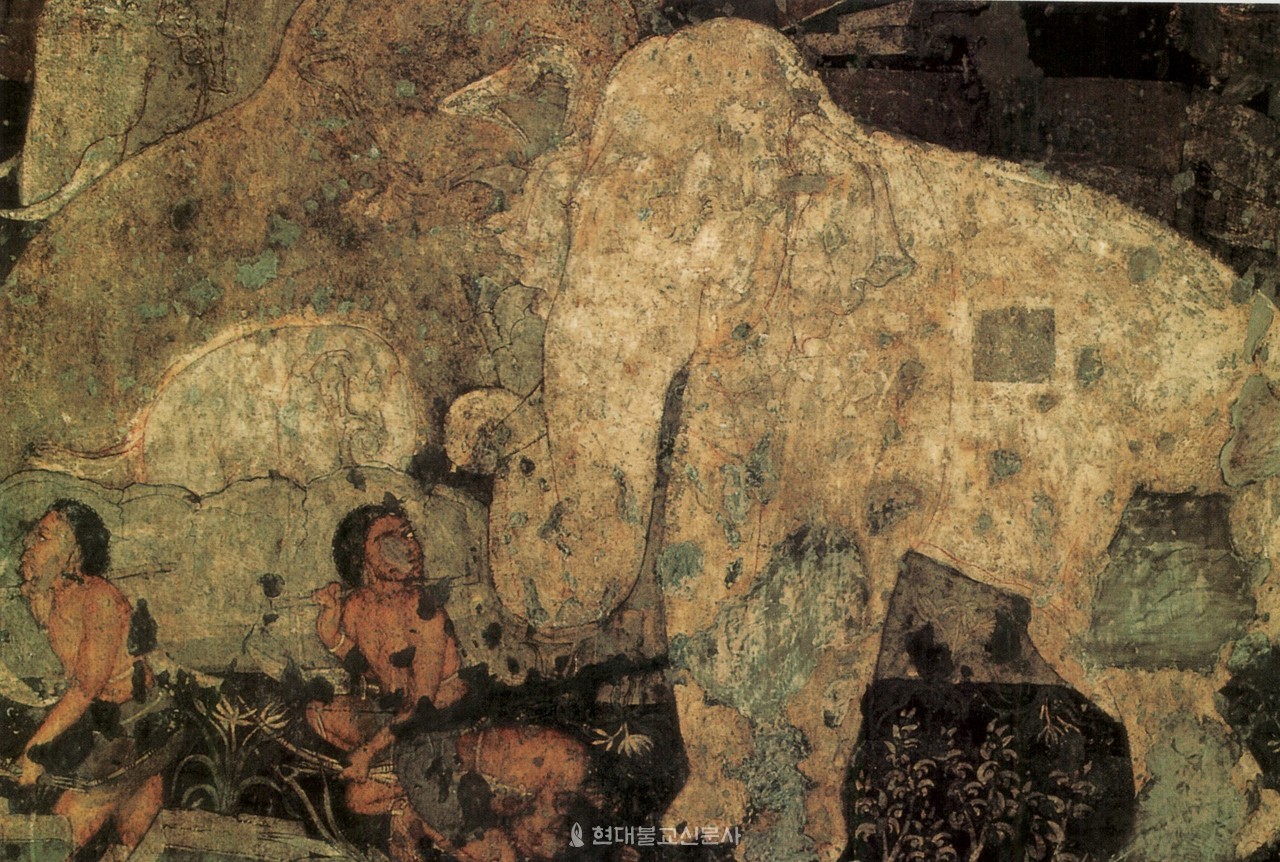 그림①. 아잔타 17굴 벽화인 '샤단타 자타카'부분으로 5세기에 조성됐다. 어금니를 뽑는 샤단타가 묘사돼 있다.