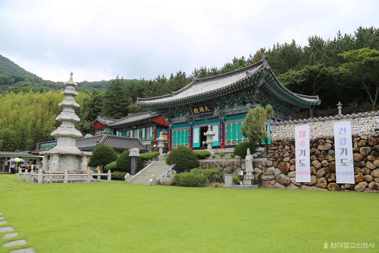 밀양 삼봉사 봉안당 전경