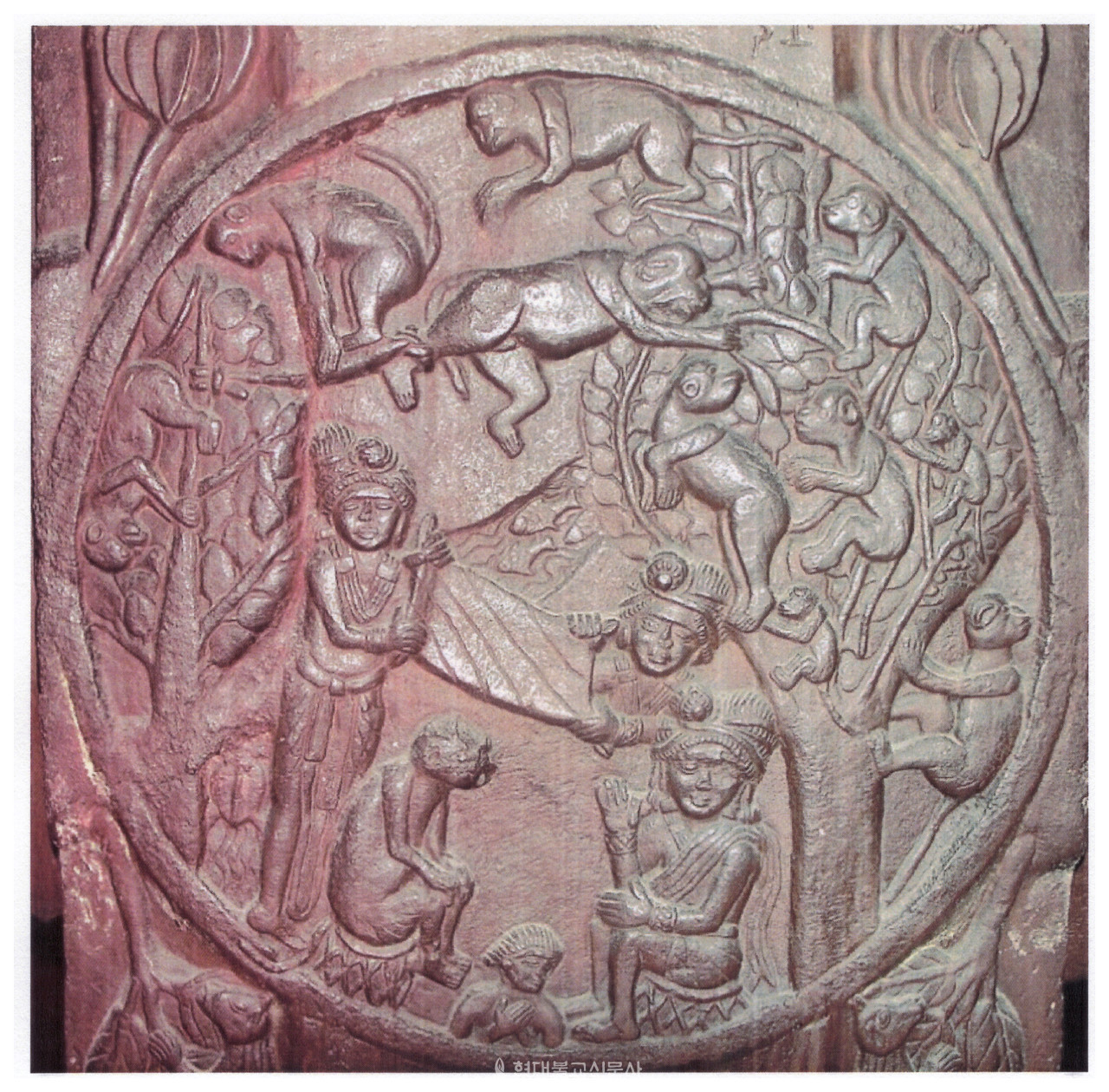 그림① 바르후트 스투파의 ‘마하카피 자타카’ 부조. 현재 인도 콜카타 박물관에 소장돼 있다.