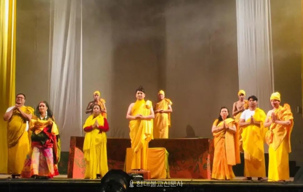 네팔에서 개최된 불교연극제의 모습. 사진출처=더 카트만두 포스트