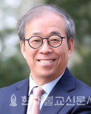 윤재웅 동국대 총장