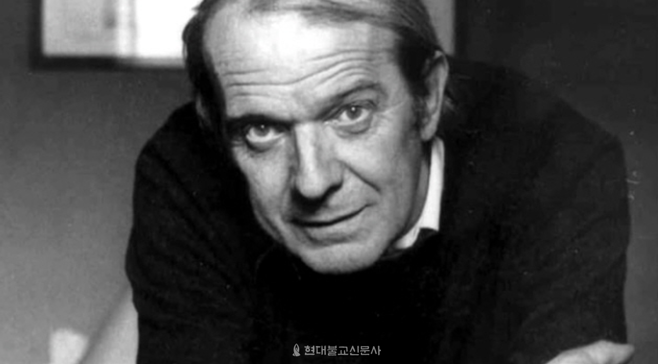 질 들뢰즈(Gilles Deleuze, 1925~1995)의 모습. 20세기 후반 프랑스에서 철학자이자 사회학자, 작가로 활동했다. 포스트모더니즘을 대표하는 철학자로 대중에게 잘 알려져 있다.