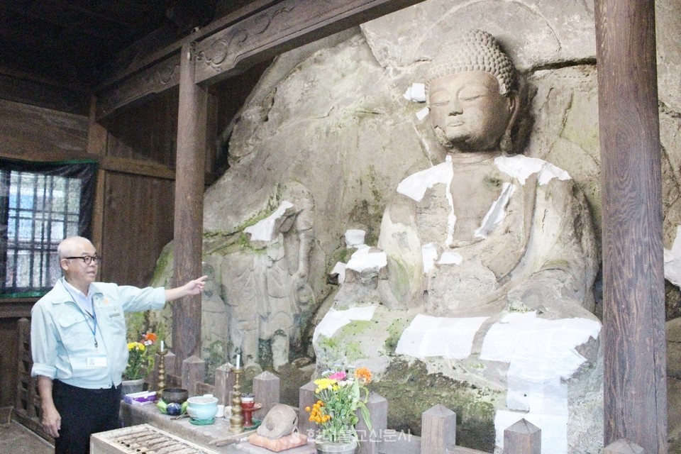 ´ÚÁ¾À̸¦ ÀÌ¿ëÇØ ¸¶¾ÖºÒÀ» ÈѼÕÇÏ´Â ¿°ºÐÀ» Á¦°ÅÇÑ´Ù. »çÁøÃâó=¿ÀÀÌŸ ÇÕµ¿½Å¹®