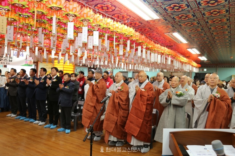 가야불교문화원 이사장 이취임식이 1월 19일 가야불교문화원에서 열렸다.