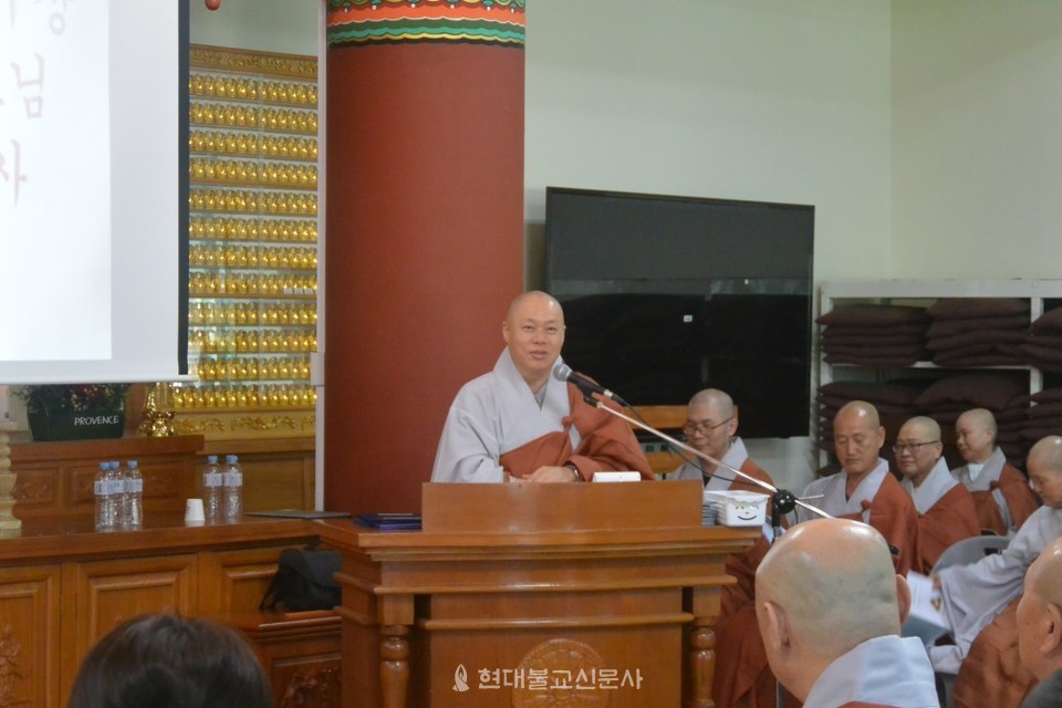 군종교구장 법원스님도 참석해 장병들을 격려했다