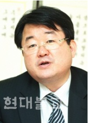 김형중 문화평론가