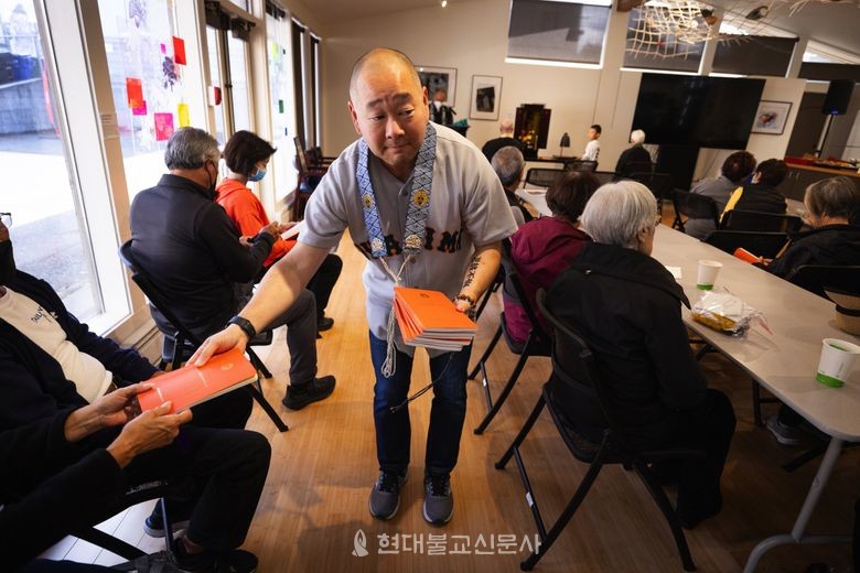 ������ ����� Ÿ�Ϸ� �𸮱�ġ ���������� �ӽ� ���翡 ���� ���ڿ��� �������� �����ְ� �ִ�. (������ó=�þ�Ʋ Ÿ����)