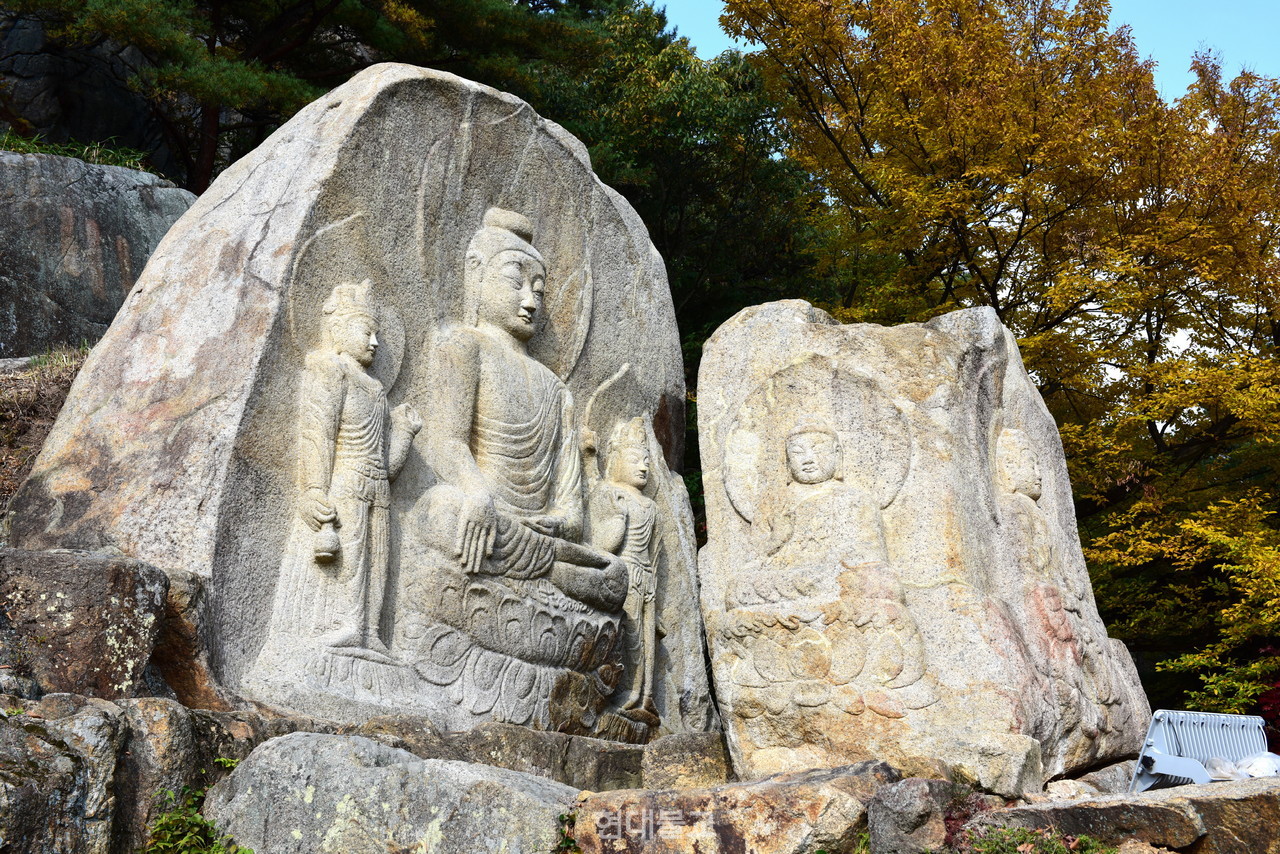 경주 남산 칠불암 마애불상군의 모습. 현재 국보로 지정돼 있다. 
