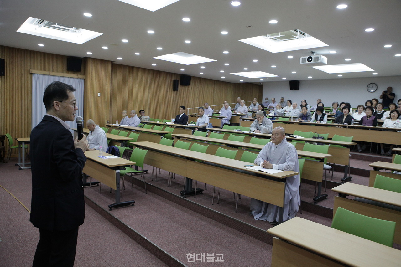 대한불교조계종 민족공동체추진본부는 5월 29일 부산 안국선원 시원암에서 ‘광복 80주년 기념 불교평화통일 아카데미’를 입재했다.