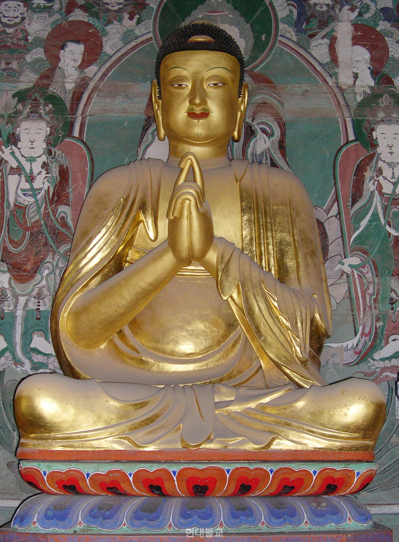 무염 스님이 만든 고창 선운사 소조비로자나삼불좌상(1633년). 사진 제공=동북아불교미술연구소.