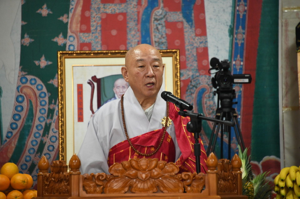 전 태고종 총무원장 호명 스님