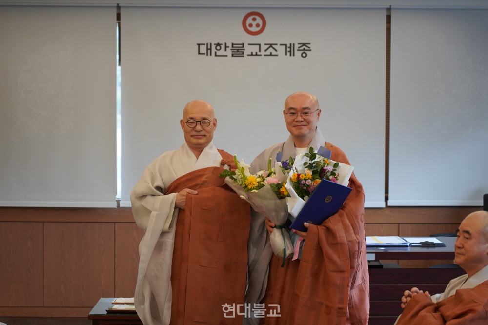 기획실장 묘장 스님.