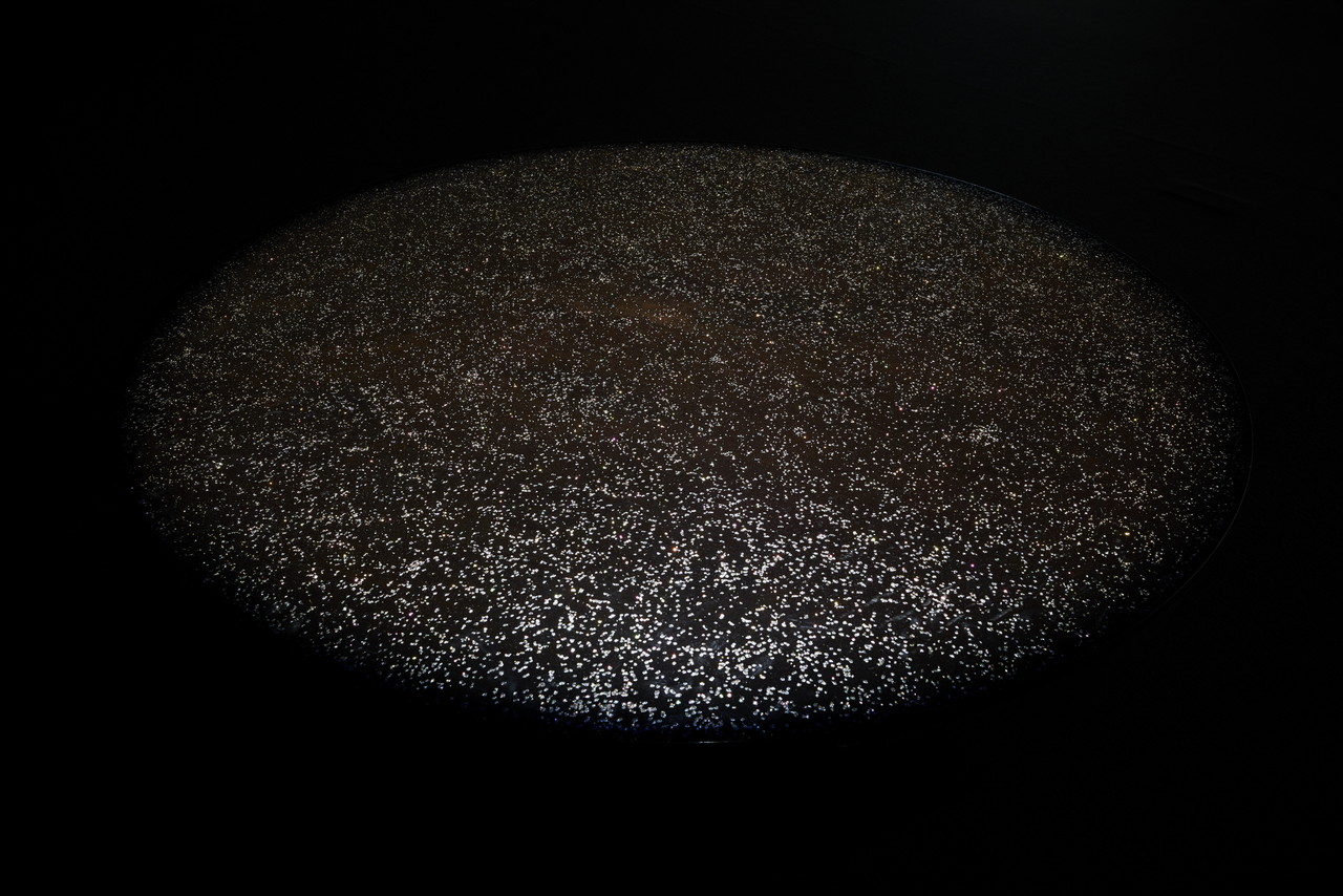 성파 스님의 작품 ‘별들의 향연’ . 사진 제공=청주국제공예비엔날레 조직위원회