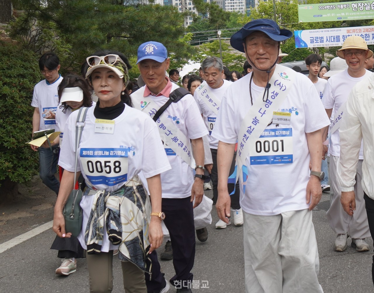 2023년 생명나눔실천본부 홍보대사로 위촉돼 걷기대회 등에 참여하며 생명나눔의 가치를 세상에 알리고 있다. 