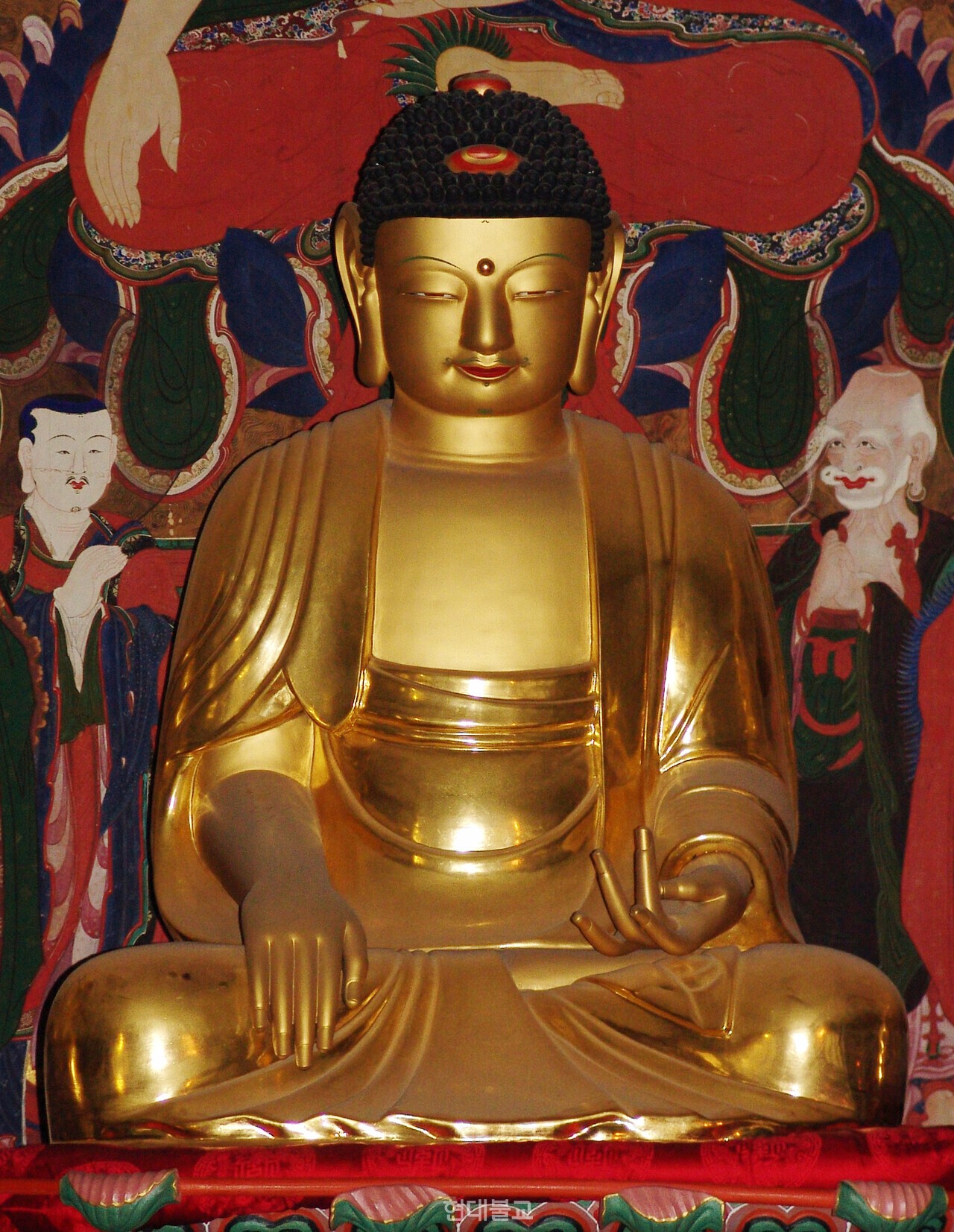 부산 범어사 목조석가여래좌상(1661년). ⓒ동북아불교미술연구소