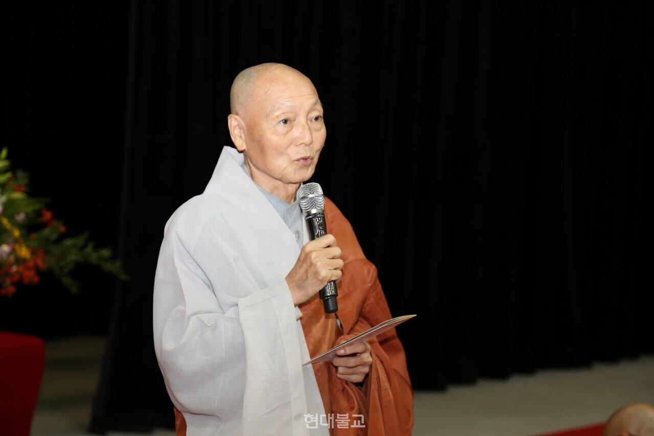 ����� ȸ�� ���� ������ �λ縻�� �ϰ� �ִ�.