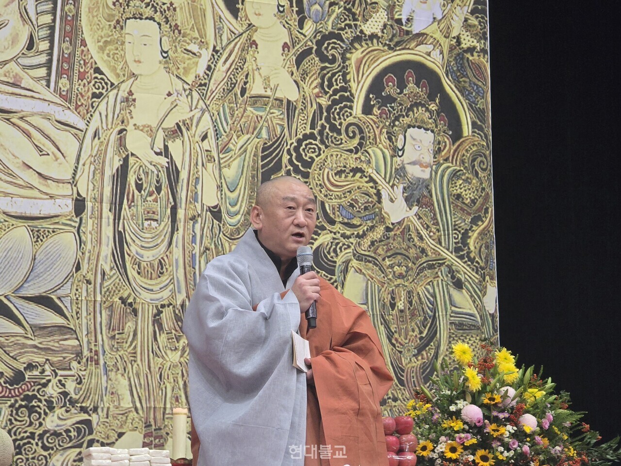 ���ָ� ���� ȿ�� ������ ���� ������ �Ұ��ϰ� �ִ�.