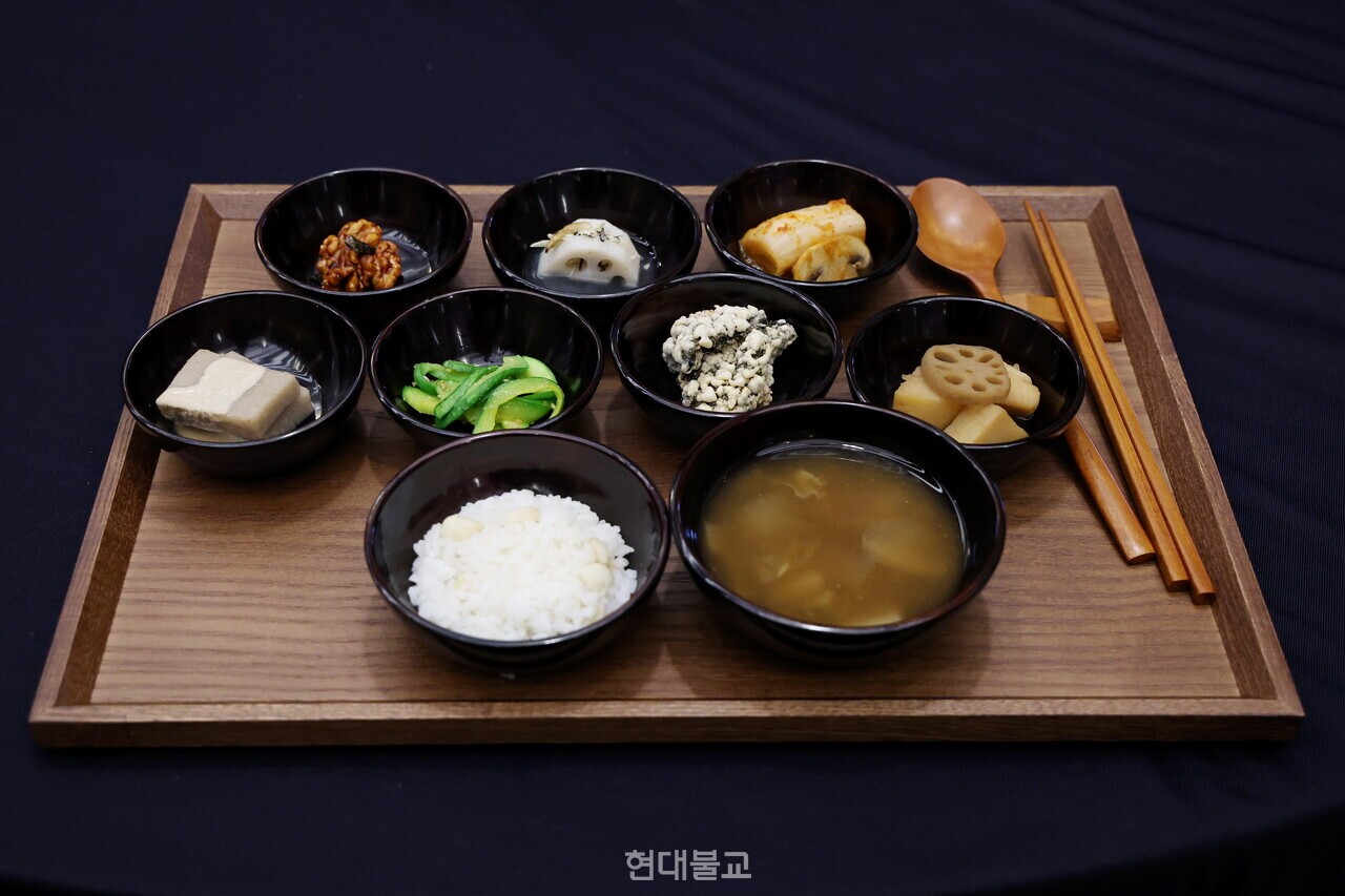 APEC CEO 서밋 특별만찬에서 선보인 발우 한상차림. 사진 제공=네츄르먼트.