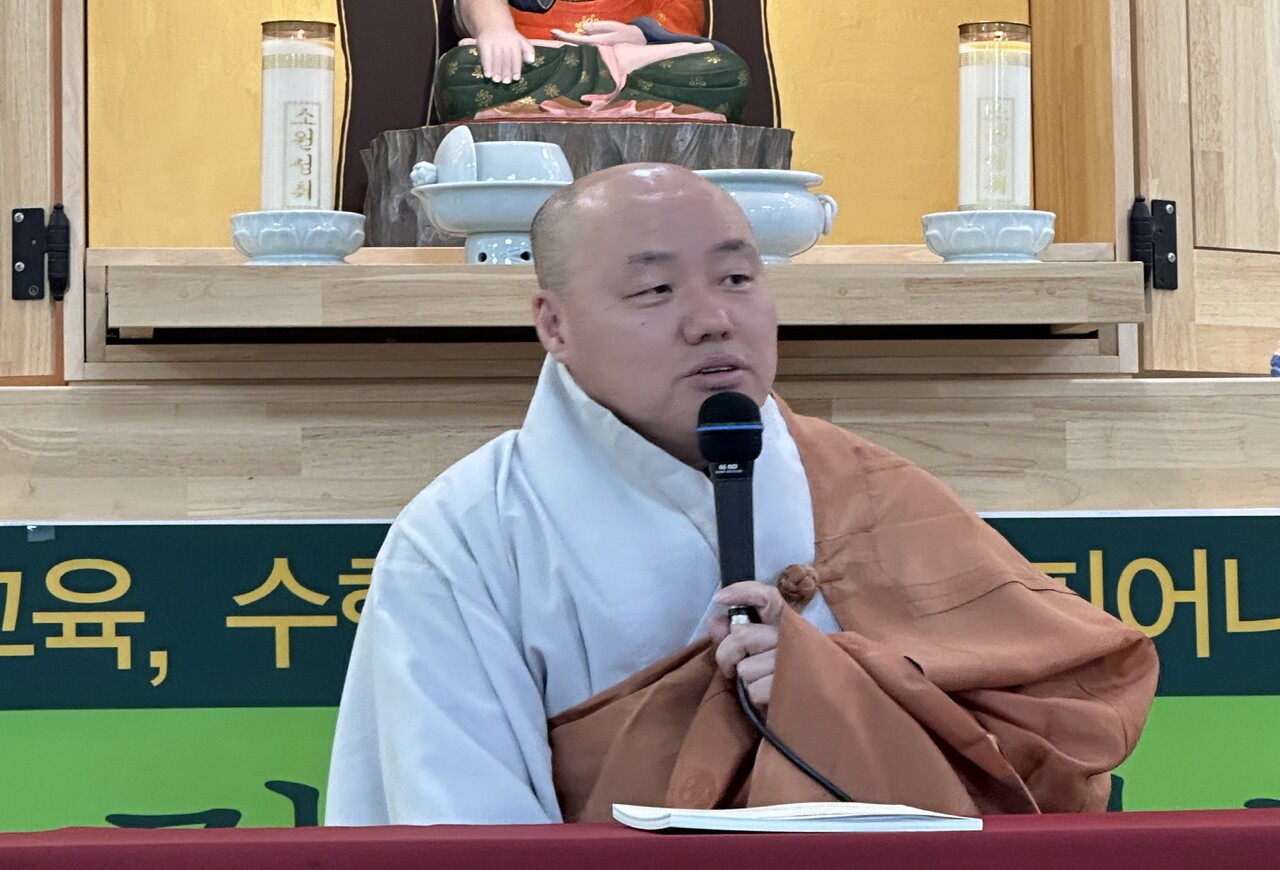 광주전남불교환경연대 상임공동대표 해청 스님