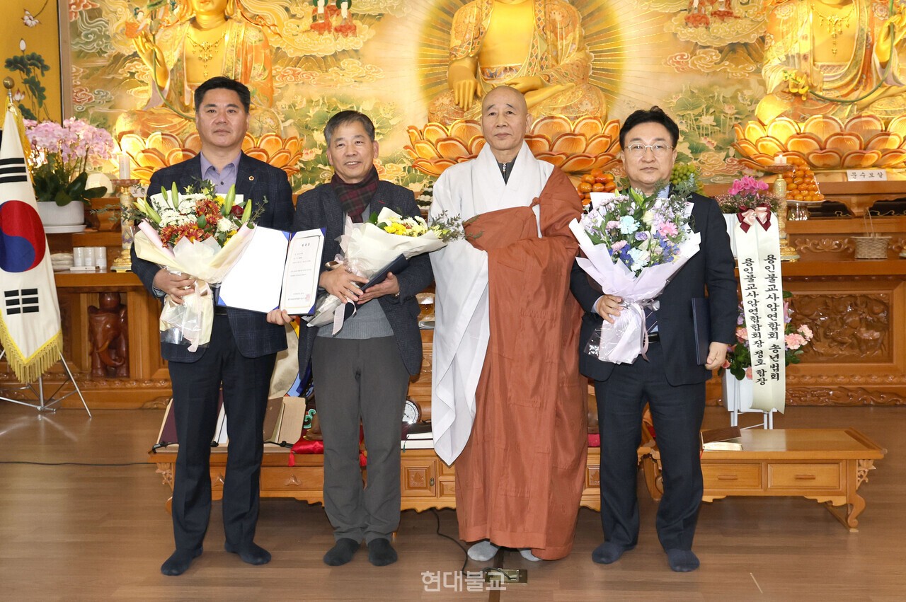 ����� ������ �ѹ����� ��åƯ��, ������ �ܱ��� ����, ���Ͽ� ��⵵�ǿ���&nbsp;������� �ڹ��������� ���˵ƴ�.