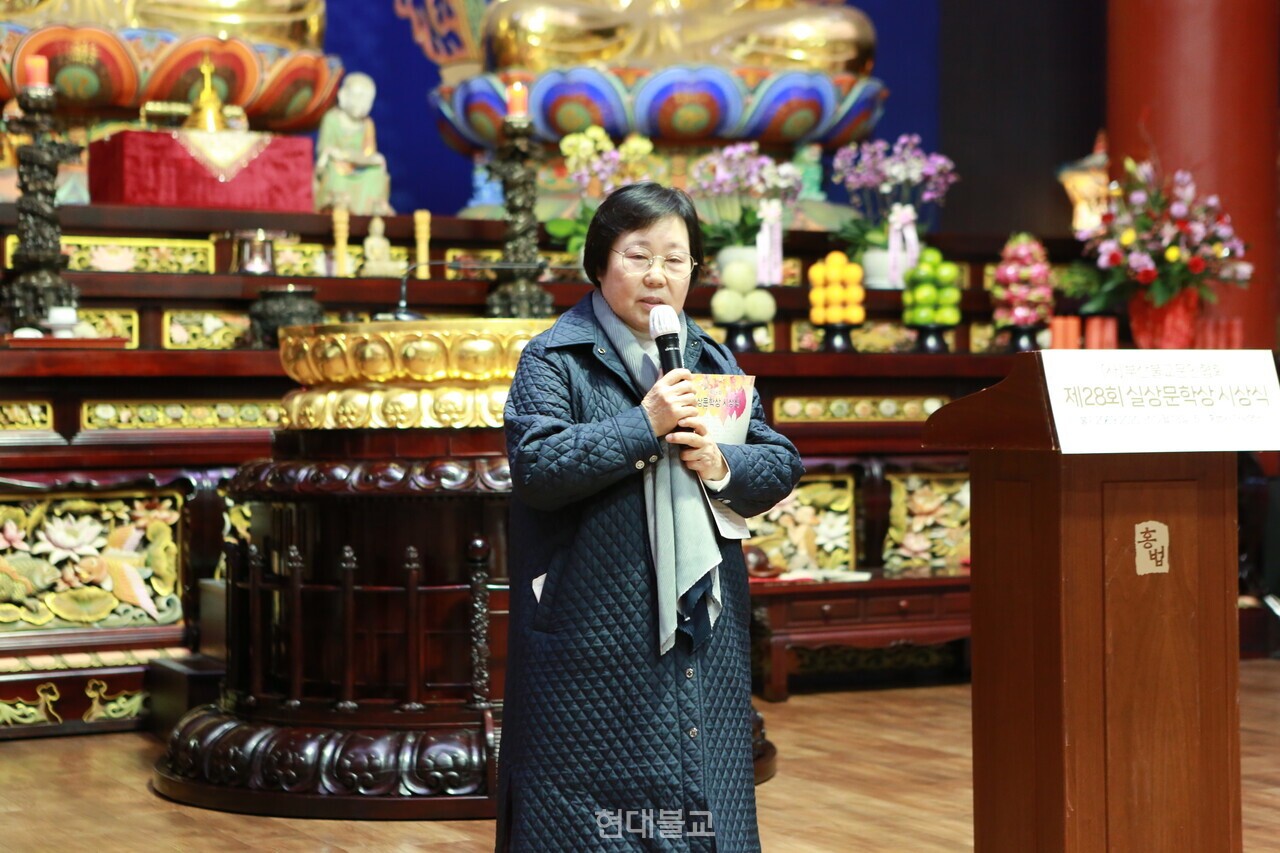 ������ �̻����� �λ縻