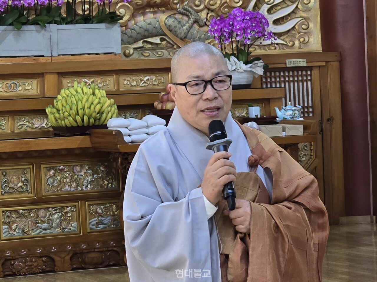 �Ѹ������� ��������� ���� ����.