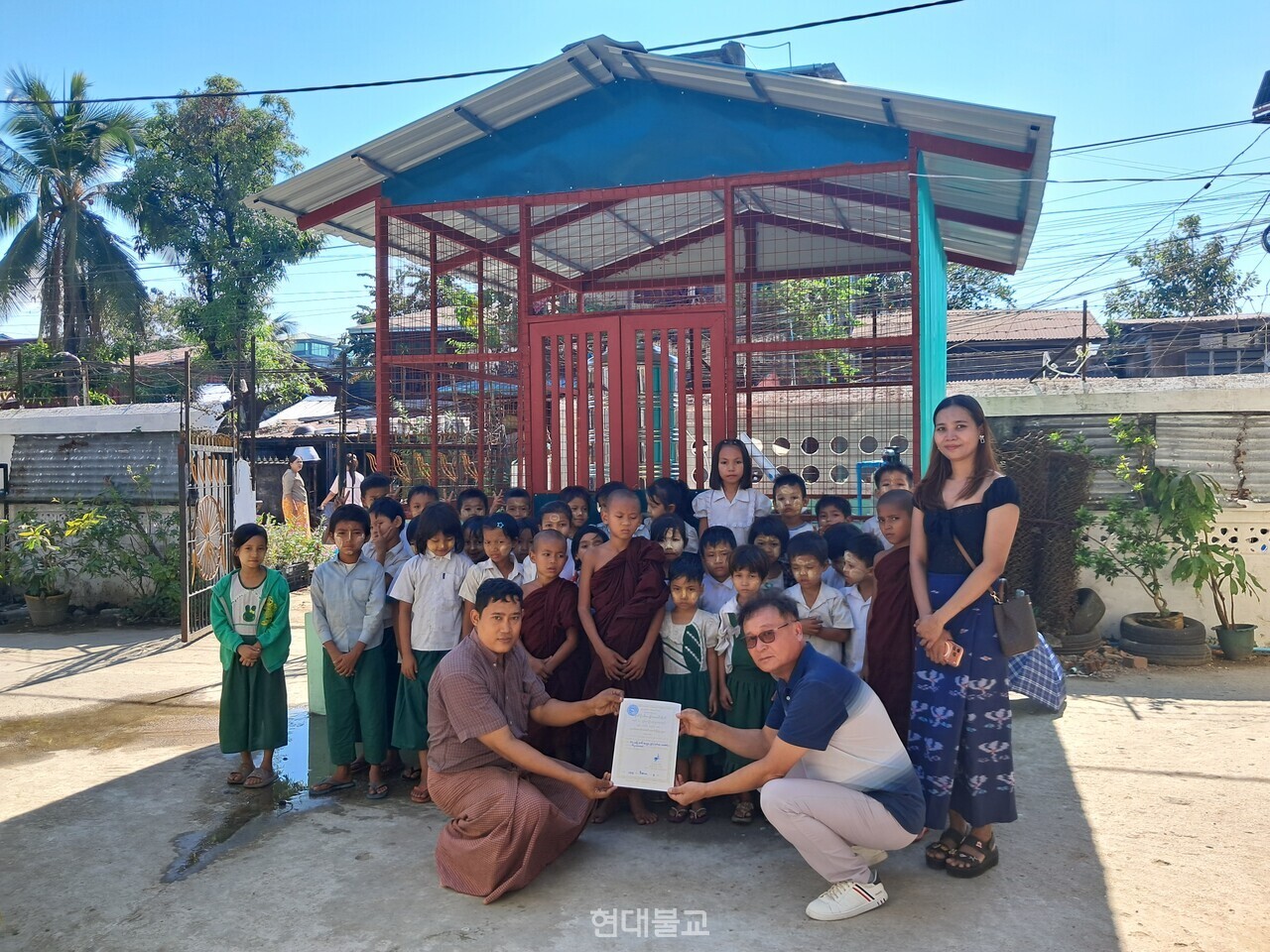 ���ͽ������ 11�� 30�� �̾Ḷ ��� ������ Ÿ��ʿ� ��ġ�� �㸶 ���̵� ����б��� �ٱ�� ���Ͱ� ������ �����ü� ��ġ�� �ϰ��ߴ�.