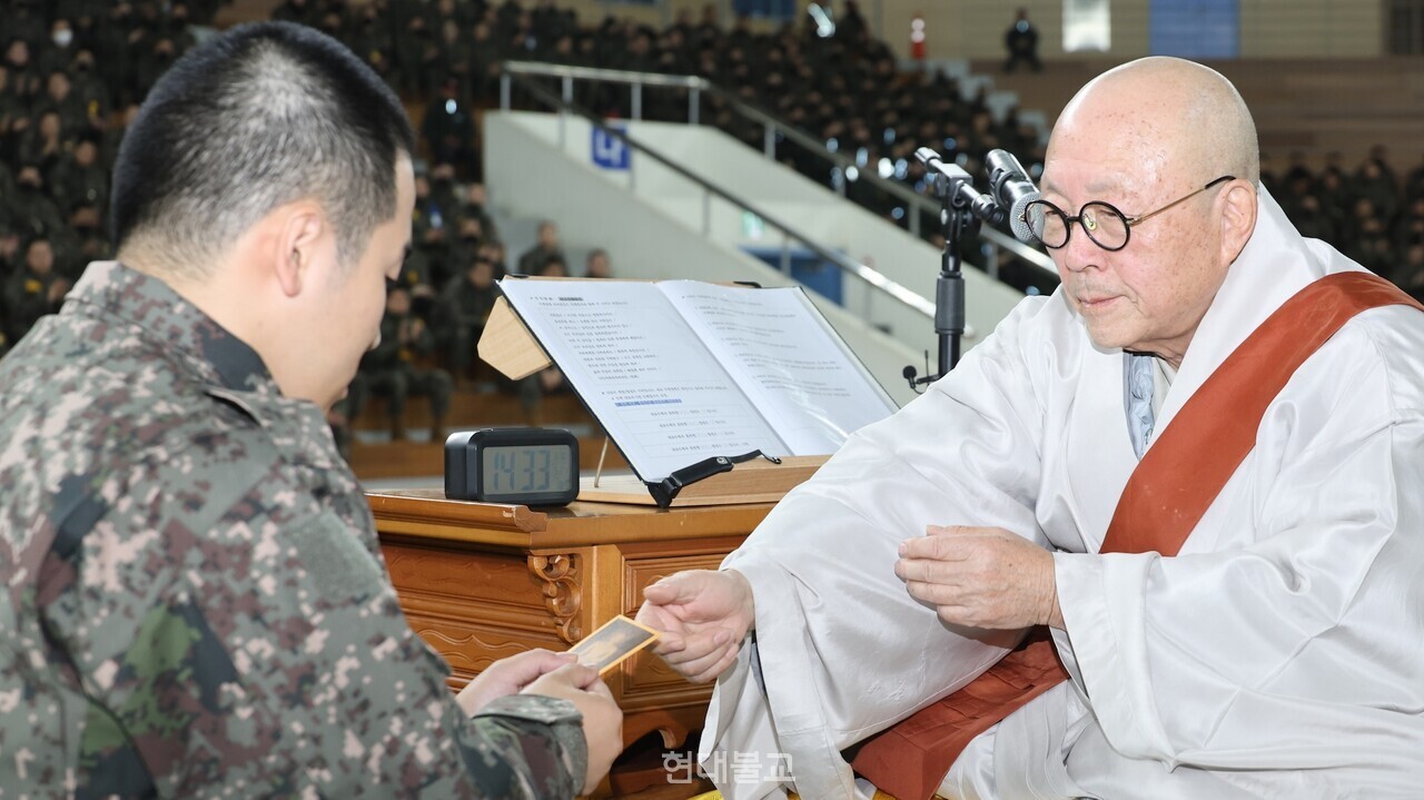 �庴���� ��ø�� �����ϴ� �ڱ� ������.