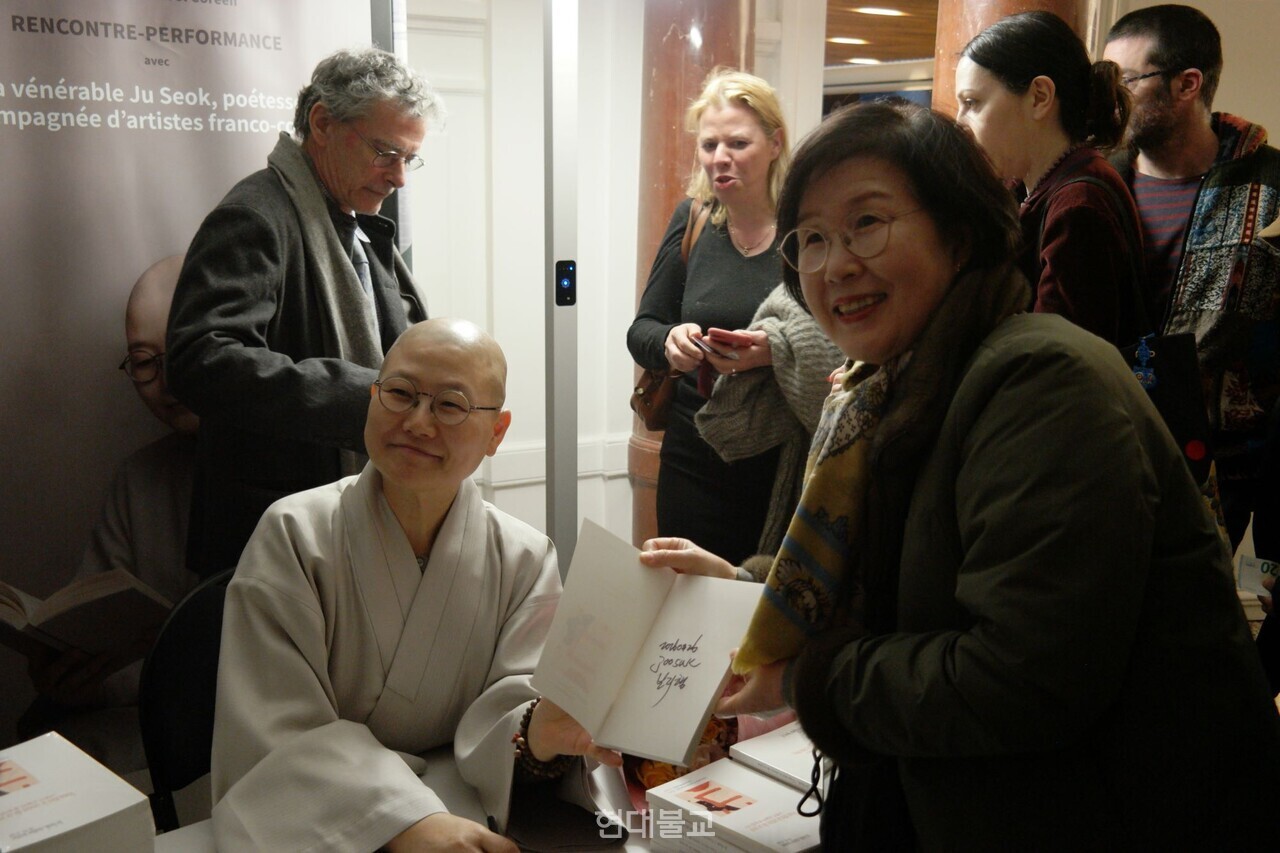 ��� �� ����� ����ȸ ���. ���� ����=���湮ȭ���.