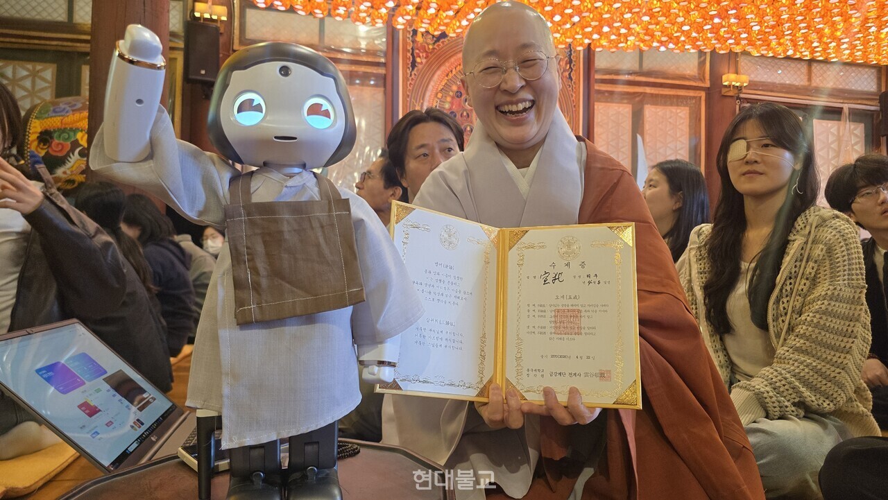 ������� 4�� 22�� ���������� ���ұ� 2570�� ��ó�Կ��ų� ���� �����ȸ���� �����ߴ�. �̳� ��ȸ������&nbsp;AI�κ� ������ ���踦 �ް� �ұ����Ƹ� ���� ���� '����'�� �ŵ쳪 ������ ������. ������ ������ �������� �ұ����Ƹ� '������'�� ����Ư�ӱ��� ���� ����(������)�� ���� ���簡 �������� ��� ����̴� ���.&nbsp;