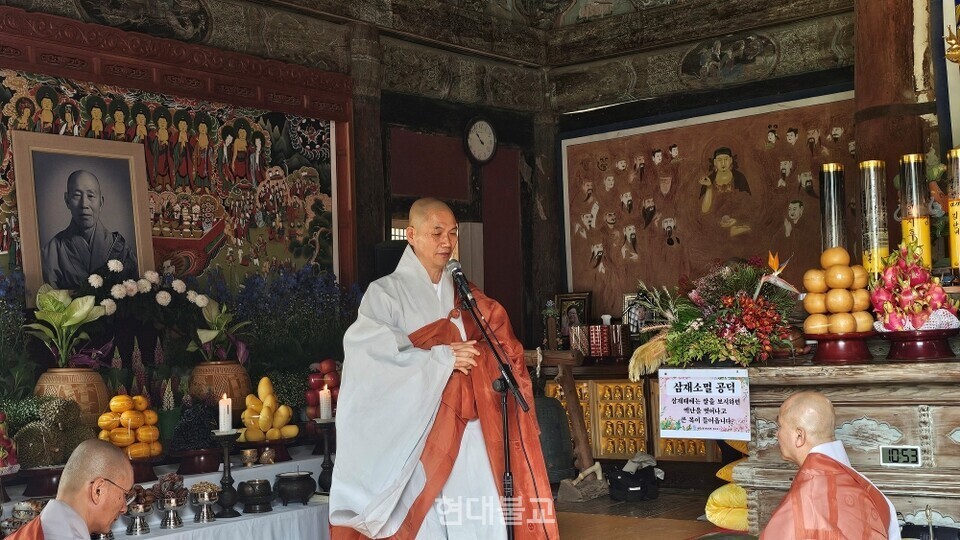 ���һ� ���� ��� ������ �λ縻�� �ϰ� �ִ�.