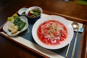 [사찰국수 기행] 9. 육통 스님의 수박동치미 국수