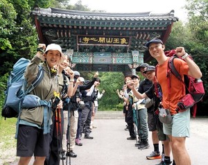 #백패킹 #캠핑…전에 없던 블루오션 사찰에서 피어났네