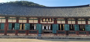 [설화 탐사대] 꽃무릇으로 장엄한 불국토 나툰 지장보살