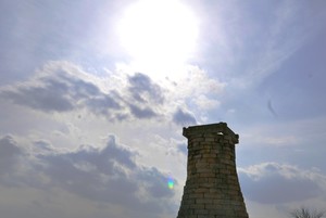 [장보배의 24번의 계절] 6. 춘분 _ 경주 길을 걷다(1)