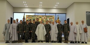 정부, 중장급 군장성 인사…20명 중 9명이 불자